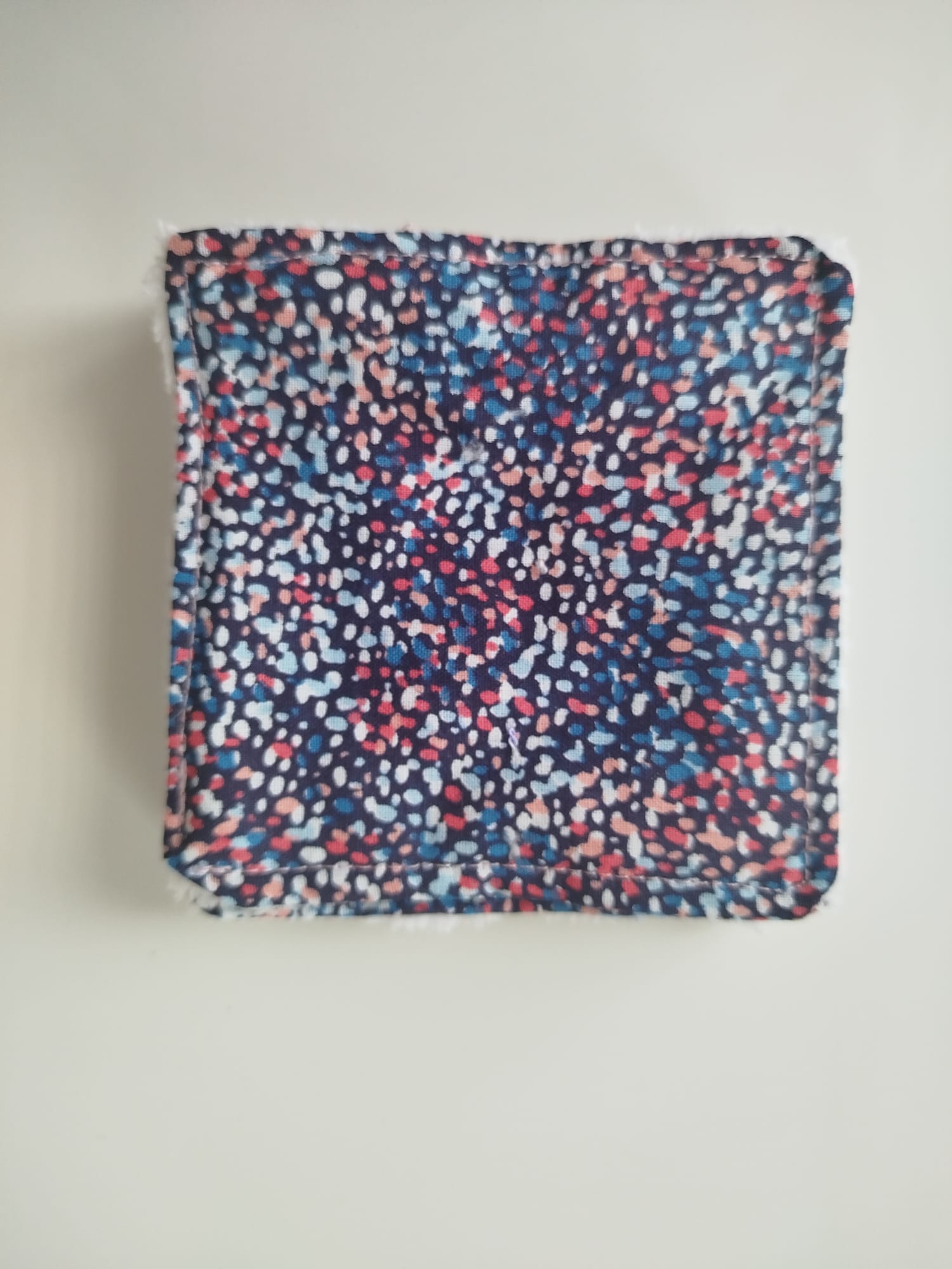 Lot de 5 lingettes démaquillantes PILMONA fabriquées en Gironde