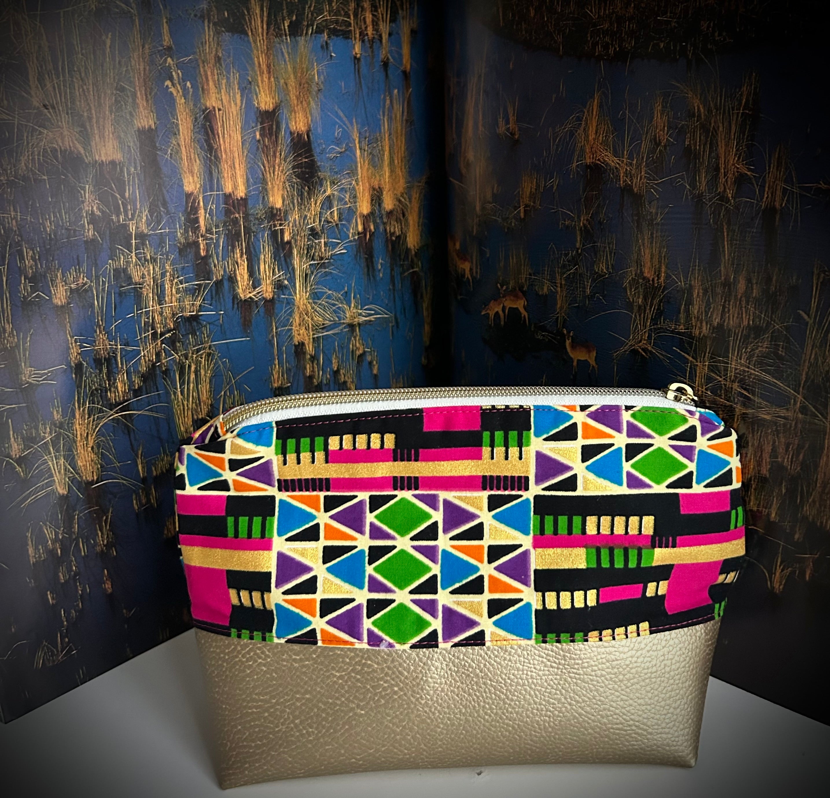 Trousse à maquillage Wax et simili Or fabriquée en Gironde - France