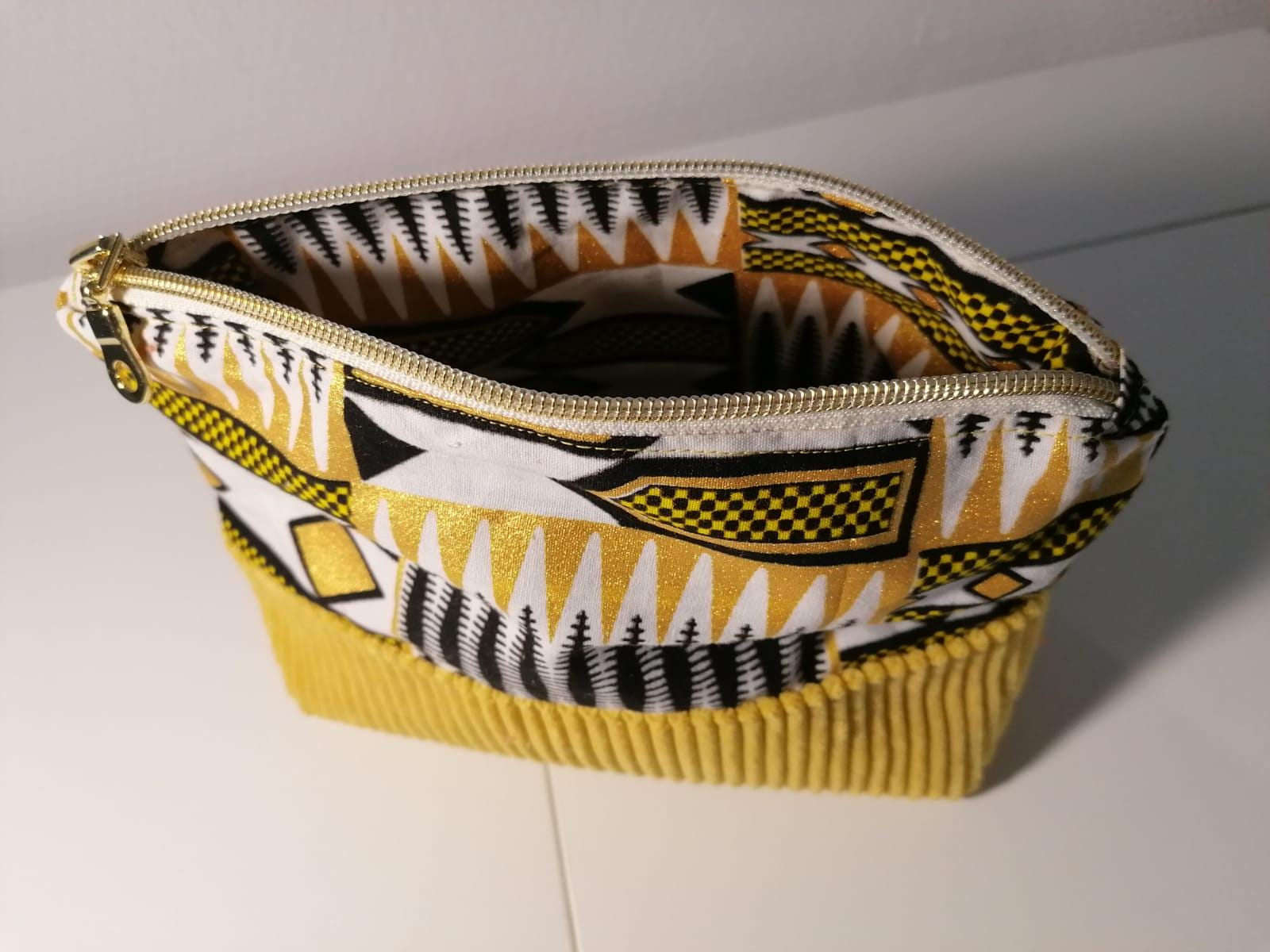 Trousse à maquillage velours jaune et Wax MINIRIS fabriquée en Gironde - France